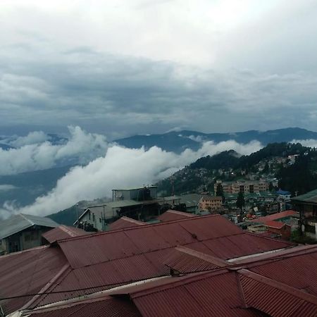 Hotel Valentino Darjeeling  Buitenkant foto